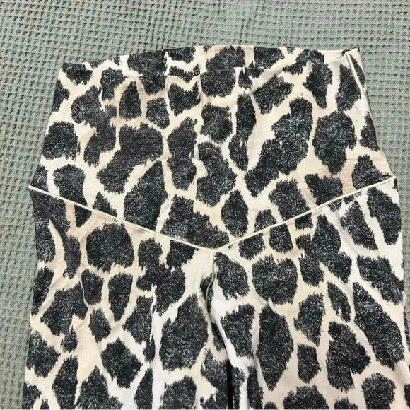 Aerie Offline Leopard Leggings | size S - Picture 3 of 5
